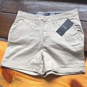 Jones New York Women’s Beige Flat Front Shorts